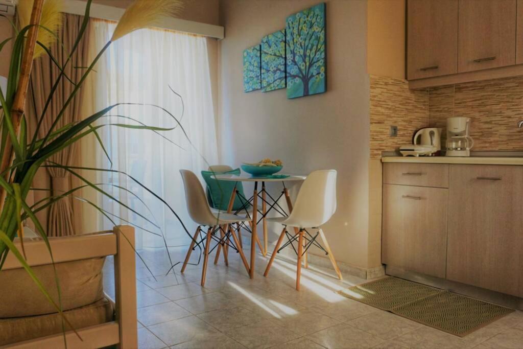 Remvi Deluxe Apartment 104 With Sea View Kárpathos Eksteriør bilde